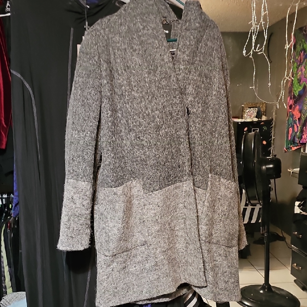 bebe Two-Tone Gray Cape Coat